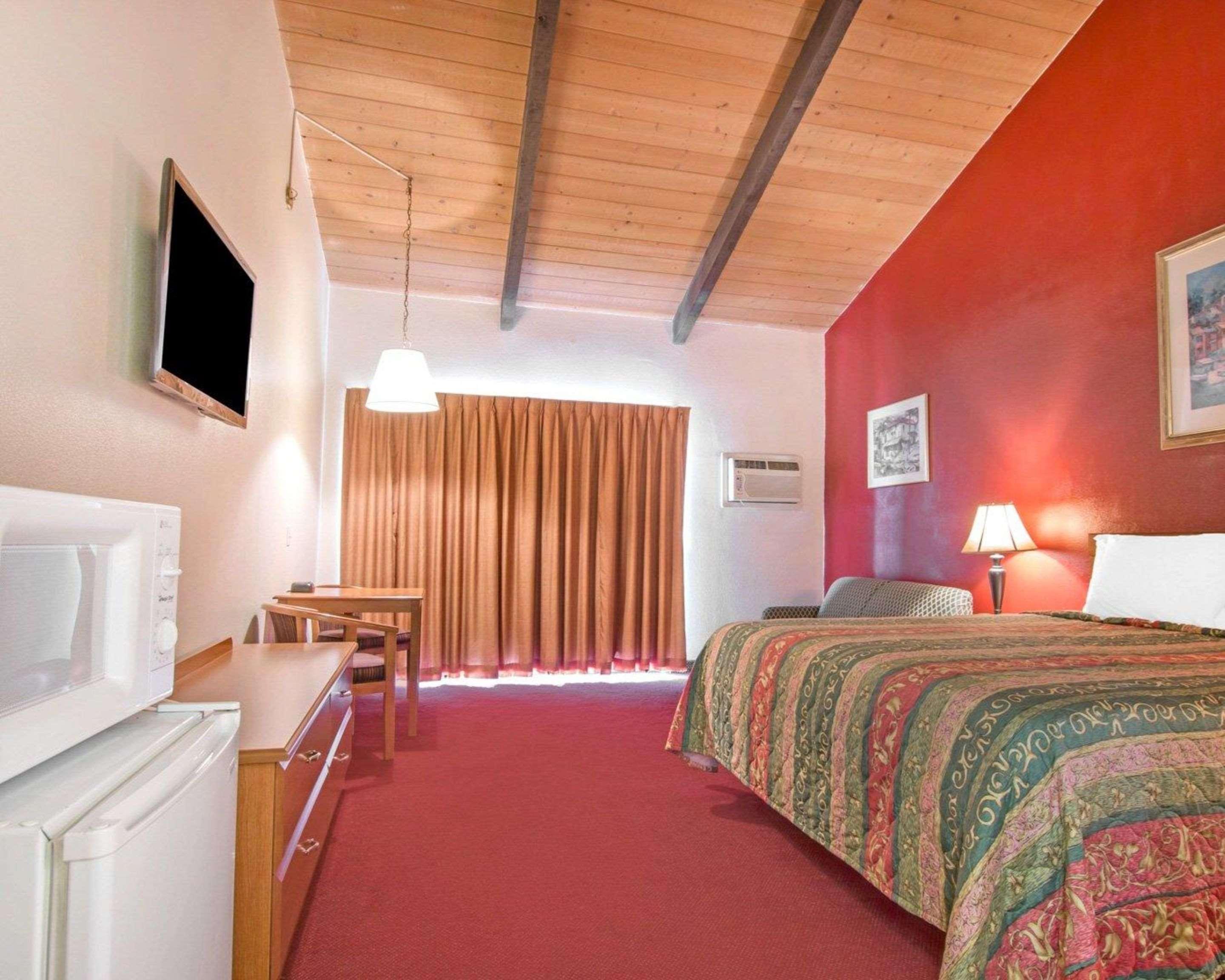 Rodeway Downtown Gasthof 2*