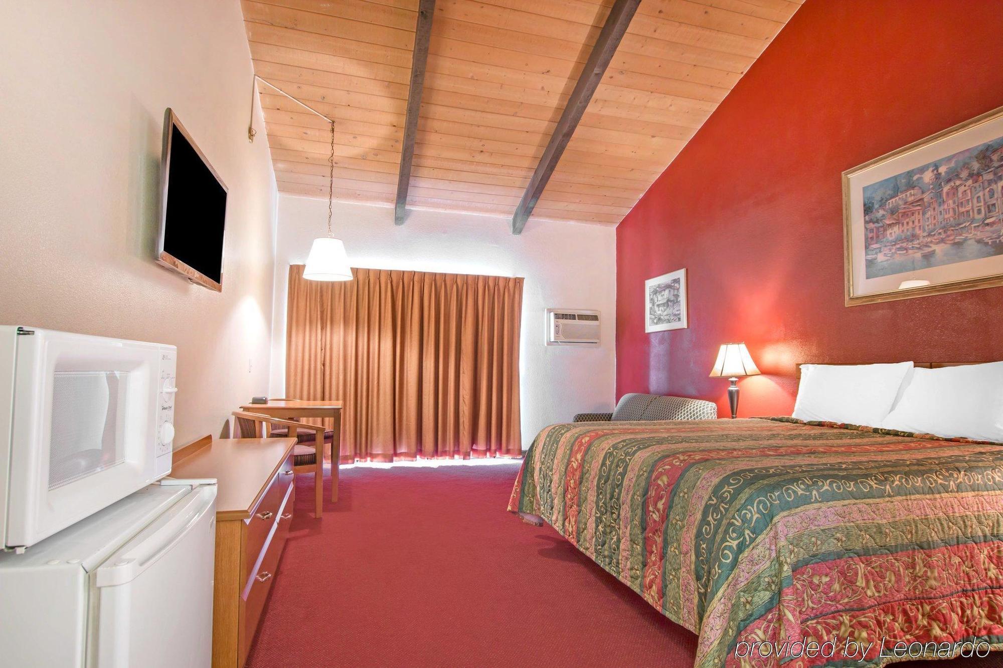 Gasthof Rodeway Downtown 2*