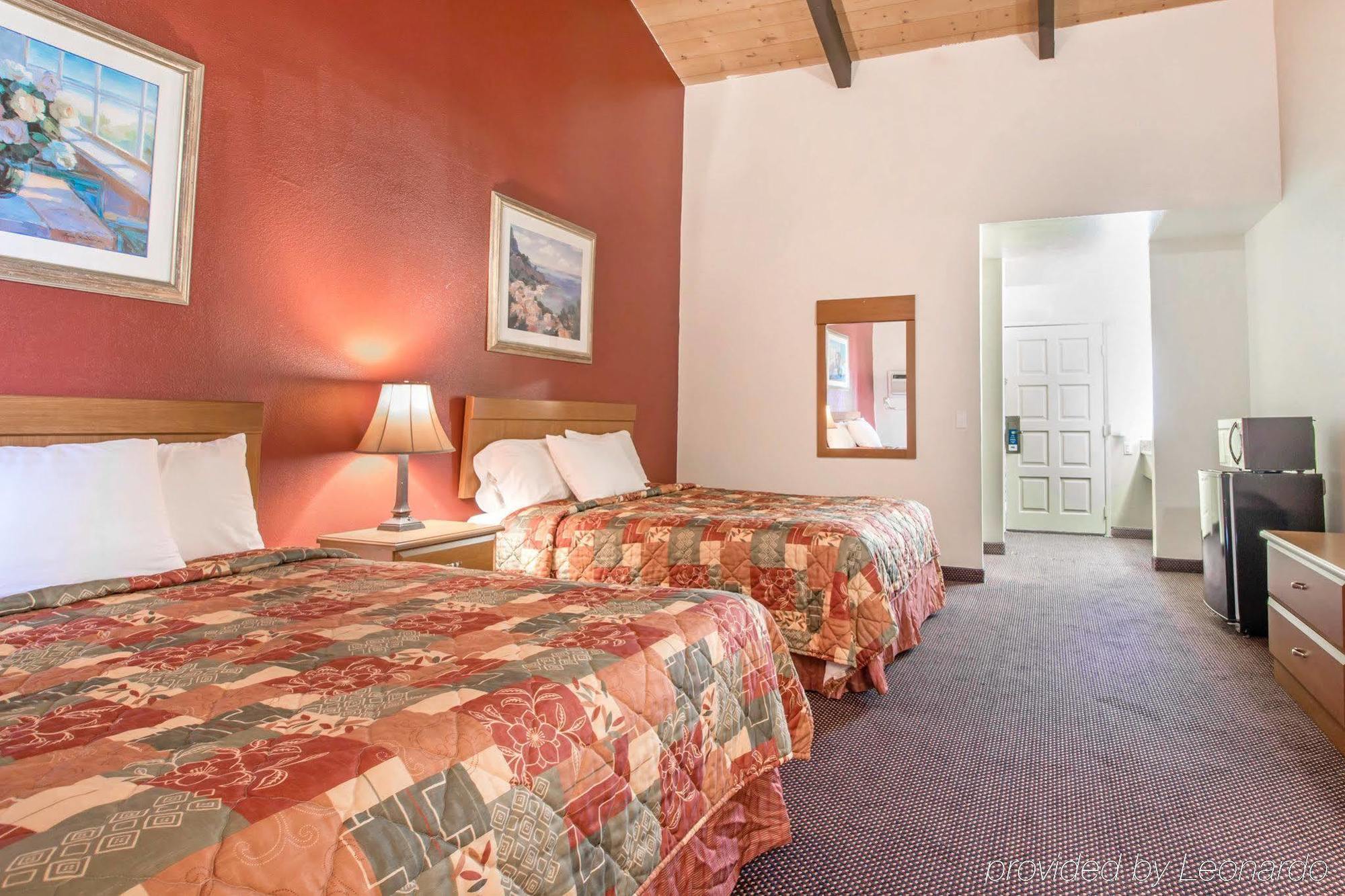 Rodeway Downtown 2* Fallbrook